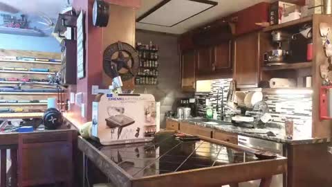 Norm online show from 10/22/25, 07:46