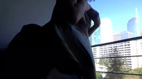 omilk online show from 01/01/25, 06:16