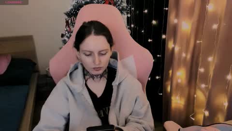 Snapshot of on_yxxx chatting on 11/29/25, 08:01 on_yxxx online show from 11/29/25, 08:01