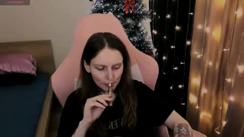 Snapshot of on_yxxx chatting on 12/04/25, 08:17 on_yxxx online show from 12/04/25, 08:17