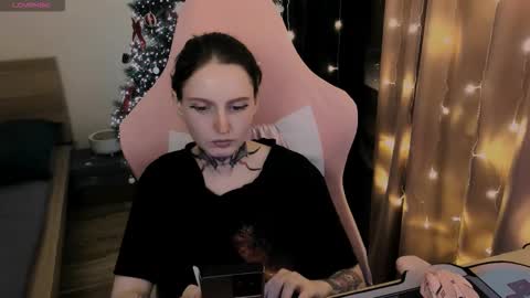 Snapshot of on_yxxx chatting on 12/18/25, 07:31 on_yxxx online show from 12/18/25, 07:31