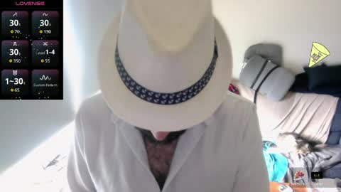 ona nisme online show from 04/26/26, 02:59