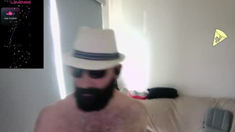 Snapshot of ona_nisme chatting on 06/21/26, 03:58 ona nisme online show from 06/21/26, 03:58