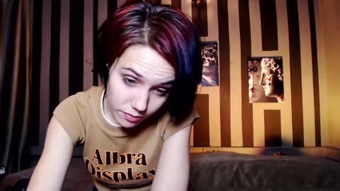 onaloon online show from 11/24/25, 01:38