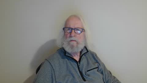 Snapshot of onanister chatting on 01/02/25, 09:50 Somewhere over the rainbow online show from 01/02/25, 09:50