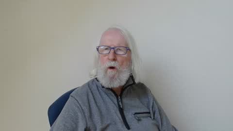 Snapshot of onanister chatting on 01/03/25, 01:25 Somewhere over the rainbow online show from 01/03/25, 01:25