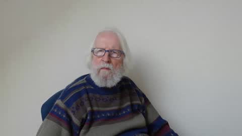 Snapshot of onanister chatting on 01/09/25, 01:13 Somewhere over the rainbow online show from 01/09/25, 01:13