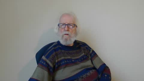 Snapshot of onanister chatting on 01/10/25, 08:29 Somewhere over the rainbow online show from 01/10/25, 08:29