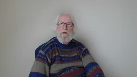 Snapshot of onanister chatting on 01/10/25, 02:13 Somewhere over the rainbow online show from 01/10/25, 02:13