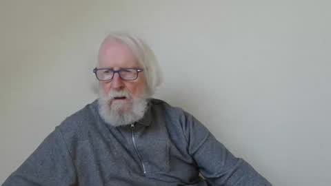 Snapshot of onanister chatting on 01/20/25, 01:11 Somewhere over the rainbow online show from 01/20/25, 01:11