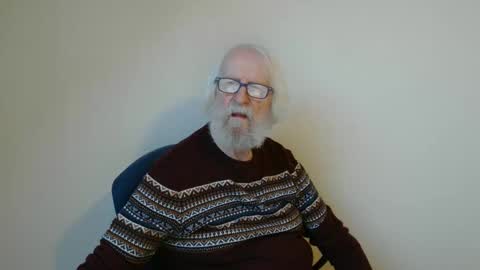 Snapshot of onanister chatting on 01/29/25, 07:36 Somewhere over the rainbow online show from 01/29/25, 07:36