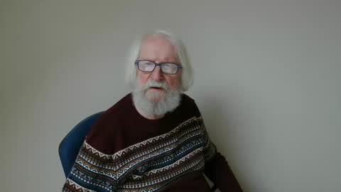 Snapshot of onanister chatting on 01/31/25, 01:23 Somewhere over the rainbow online show from 01/31/25, 01:23