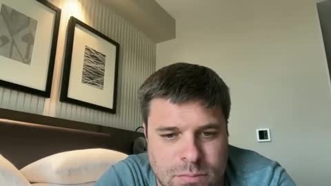 onceaweekview online show from 09/17/25, 08:10