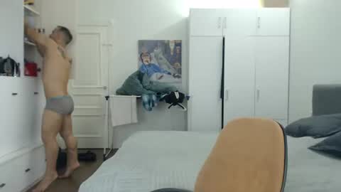 onebestlover online show from 06/24/26, 08:02