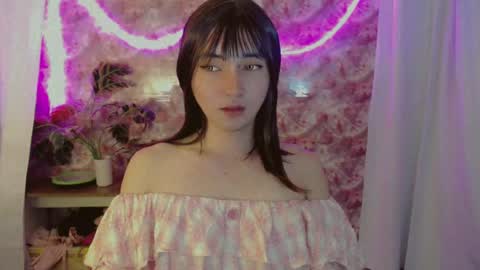 Snapshot of onelesslonelygirl69 chatting on 07/05/26, 04:58 KLIER online show from 07/05/26, 04:58