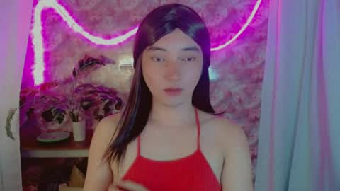 Snapshot of onelesslonelygirl69 chatting on 07/23/26, 09:40 KLIER online show from 07/23/26, 09:40