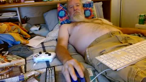 Snapshot of onemattu chatting on 09/15/25, 06:13 Mattu online show from 09/15/25, 06:13