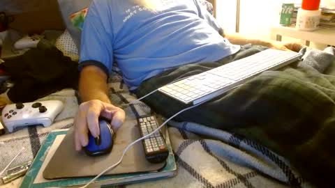 Snapshot of onemattu chatting on 10/03/25, 05:59 Mattu online show from 10/03/25, 05:59