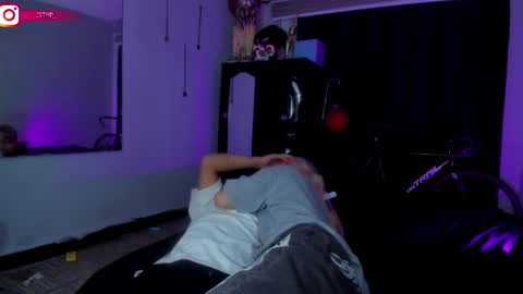 YIN MIGUEL online show from 02/19/25, 05:16