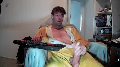 onesieboyx online show from 03/26/26, 03:50