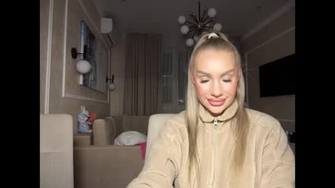 onesweet_baby online show from 02/04/25, 06:38