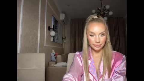 onesweet_baby online show from 02/05/25, 06:04