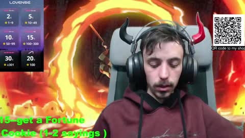 Snapshot of oni_hoshi chatting on 12/22/24, 08:03 Oni hoshi online show from 12/22/24, 08:03