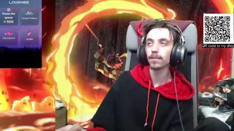 Snapshot of oni_hoshi chatting on 03/02/25, 01:16 Oni hoshi online show from 03/02/25, 01:16