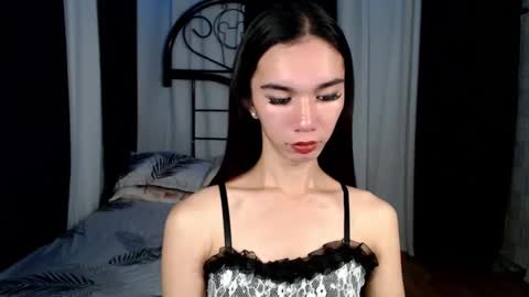 Snapshot of onicka_iha chatting on 12/12/24, 02:55 Alexa online show from 12/12/24, 02:55