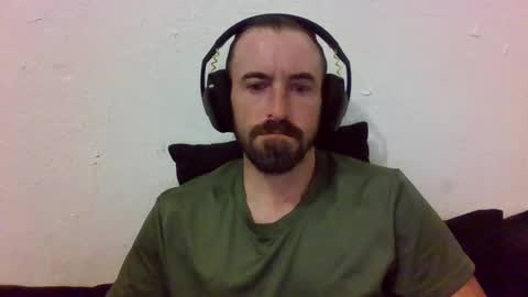 Snapshot of oniyoshiken chatting on 10/26/25, 09:53 oniyoshiken online show from 10/26/25, 09:53