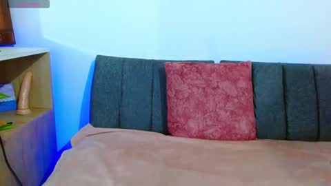 onlily online show from 03/14/26, 12:06