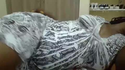 Ella online show from 12/02/24, 10:56