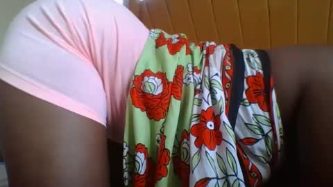 Ella online show from 01/08/25, 02:25