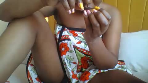 Ella online show from 01/10/25, 12:47