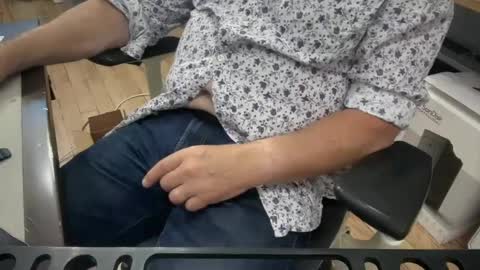 onlocationnyc online show from 09/20/25, 02:18