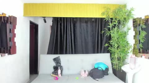 Aitana - Zara - Ariana online show from 09/09/25, 12:48