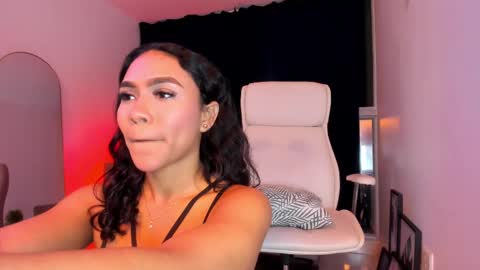 misssaray official online show from 10/03/25, 11:46