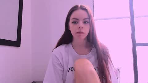 only_sarah1 online show from 10/15/25, 10:21