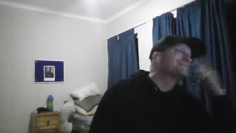 Snapshot of only_you754944 chatting on 09/23/25, 06:00 For me to know online show from 09/23/25, 06:00