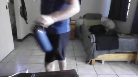 Snapshot of only_you754944 chatting on 10/23/25, 01:43 For me to know online show from 10/23/25, 01:43