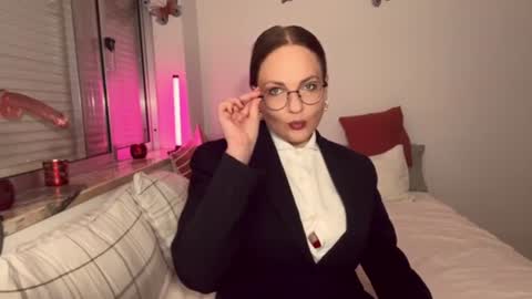 Snapshot of onlylike chatting on 06/13/26, 10:24 The cutest model on this site online show from 06/13/26, 10:24