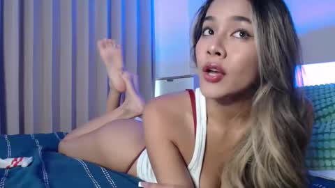 Lily Peach  -   online show from 04/14/26, 04:29