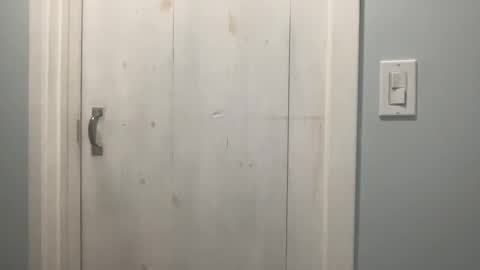 Snapshot of onthedlhere chatting on 02/17/26, 02:13 onthedlhere online show from 02/17/26, 02:13