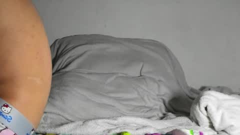 onzas_ online show from 03/05/26, 07:54