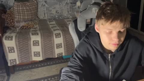 Snapshot of oofcblesssexx chatting on 12/09/24, 04:34 bless god online show from 12/09/24, 04:34