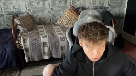 Snapshot of oofcblesssexx chatting on 12/13/24, 09:02 bless god online show from 12/13/24, 09:02