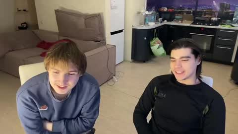 Snapshot of oofcblesssexx chatting on 02/12/25, 04:23 bless god online show from 02/12/25, 04:23