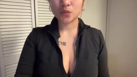 Miss Girly online show from 09/09/25, 08:14