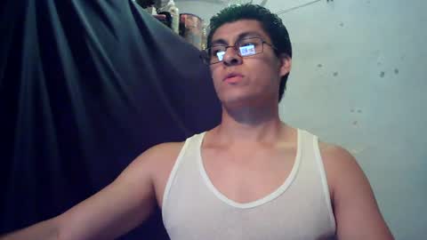 Snapshot of oomaurooo chatting on 08/07/26, 07:32 oomaurooo online show from 08/07/26, 07:32