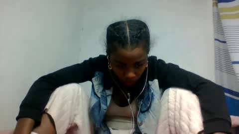 oooorazanasoa online show from 06/10/26, 12:33